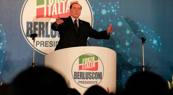 Berlusconi “Per i disabili aumento delle pensioni e assistenza”