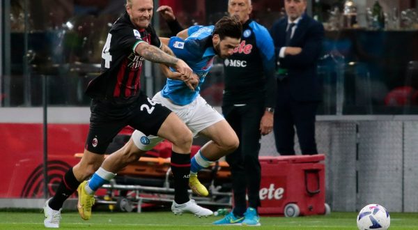 Il Napoli vince a San Siro: Milan battuto 2-1