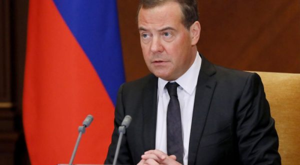 Medvedev “La Russia ha il diritto di usare armi nucleari se necessario”