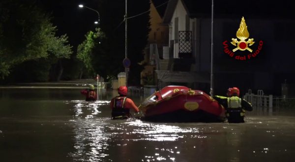 Maltempo nelle Marche, sette morti per una bomba d’acqua