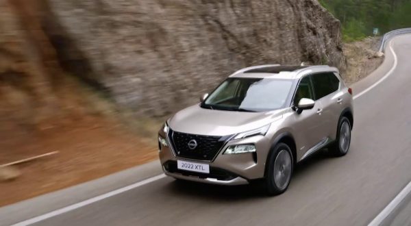 Il nuovo Nissan X-Trail debutta in Europa