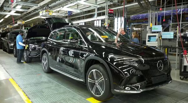 In Alabama la produzione del nuovo Suv Mercedes EQS