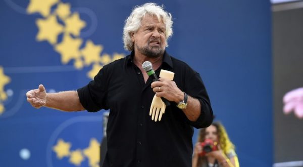 Grillo “Formare le Brigate di Cittadinanza al lavoro per la comunità”