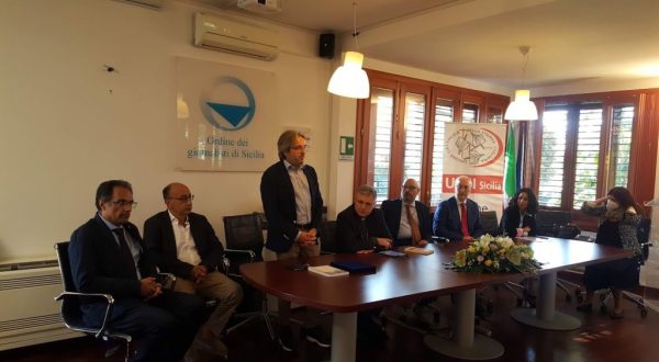 Arcivescoco Palermo Lorefice visita l’Ordine dei Giornalisti