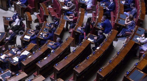 Camera, fumata nera nelle prime tre votazioni per il presidente