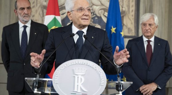 Mattarella “Auguri al nuovo Esecutivo, necessario procedere velocemente”