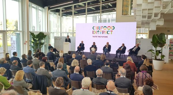 Inaugurato a Reggio Emilia il Cirfood District