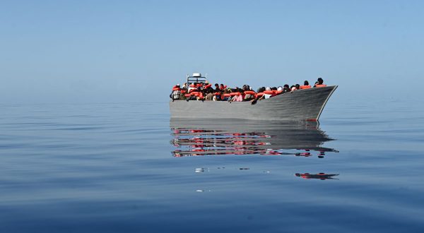 371 migranti salvati dalla Geo Barents di Medici senza frontiere