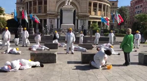 Sicurezza sul lavoro, a Palermo il flash mob dei sindacati