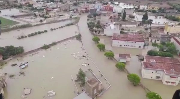 Maltempo, dopo il nubifragio Trapani dall’alto sembra una palude