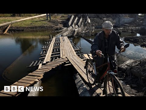 Russian forces advance on Ukrainian city Bakhmut – BBC News