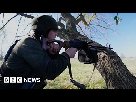 Ukrainian troops under close gunfire in newly liberated village – BBC News