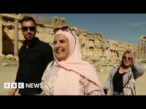 Iraqi tourists provide unlikely boost for Lebanon’s failing economy – BBC News