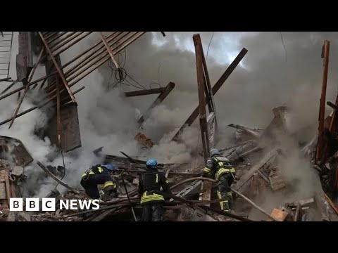 Ukraine city of Zaporizhzhia devastated by Russian rocket attacks – BBC News