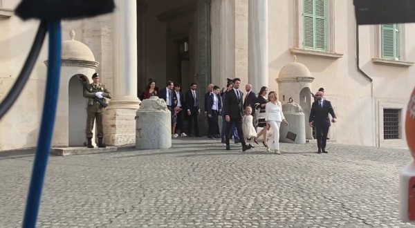 I nuovi ministri lasciano il Quirinale dopo il giuramento