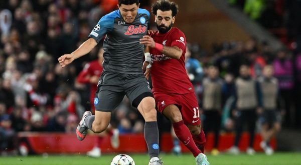 Napoli ko col Liverpool ma primo nel girone di Champions