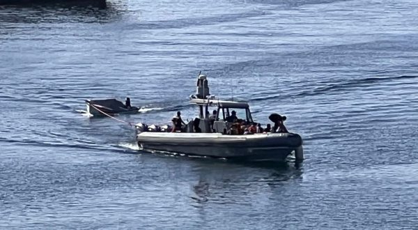 Nuovo sbarco con 28 migranti a Lampedusa, capienza hotspot sale a 400