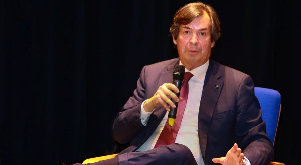 Intesa Sanpaolo, Carlo Messina resta al vertice Top Manager Reputation