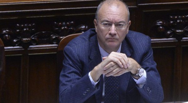 Valditara “Impegno per la continuità educativa dei giovani ucraini”