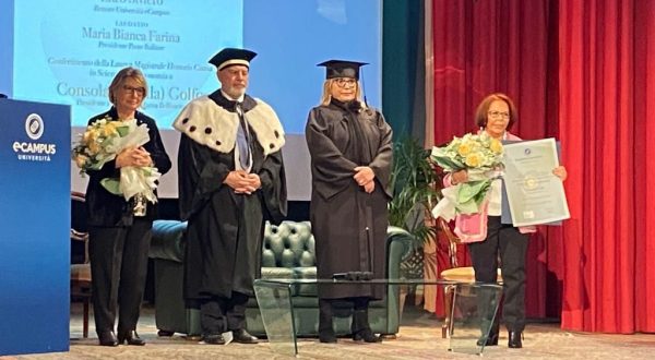 eCampus, laurea honoris causa in Scienze dell’Economia a Lella Golfo