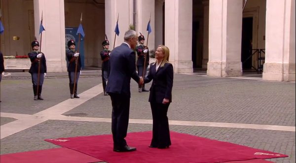 Stoltenberg arriva a Palazzo Chigi per incontrare Meloni