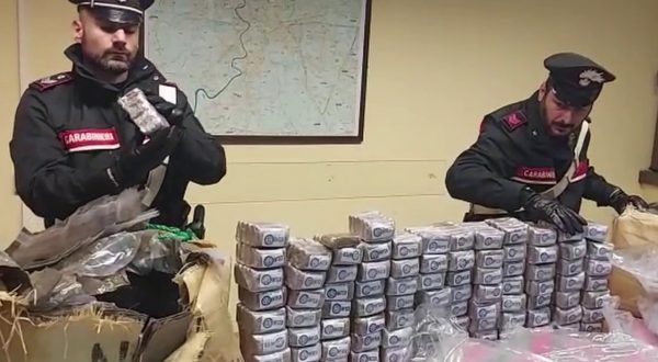 Un milione di dosi di hashish pronte a invadere Roma, arrestato 29enne