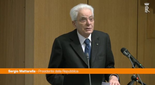 Mattarella “Confronto idee favorisce valori democrazia e libertà”