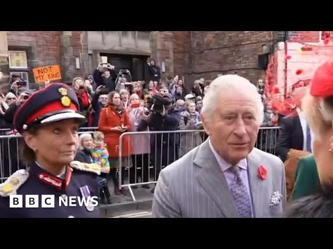 Eggs thrown at King Charles III in York – BBC News