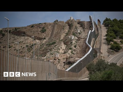 What happened at deadly Spanish border crush? – BBC News