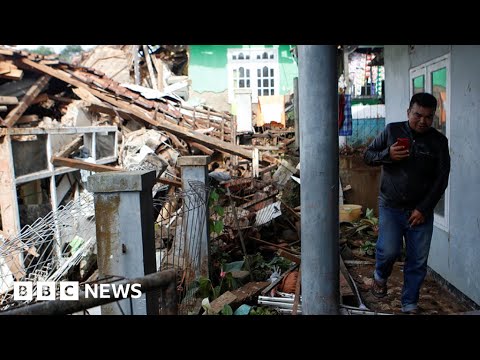 Indonesia earthquake leaves scores dead, hundreds injured and thousands displaced – BBC News