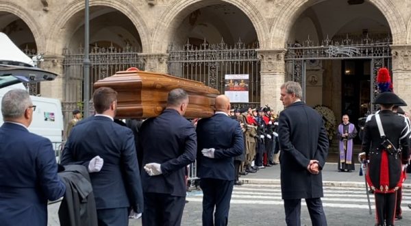 A Roma l’ultimo saluto a Frattini e l’omaggio della politica