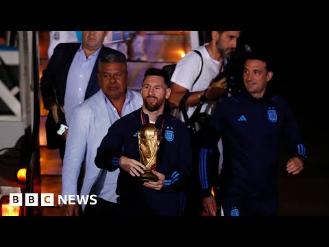 Celebrations as World Cup winners Argentina return home – BBC News