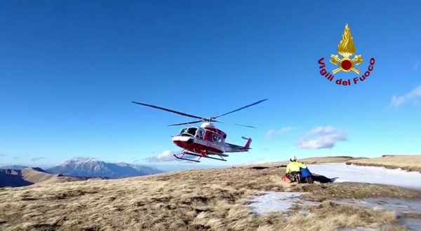 Abruzzo, padre e figlio soccorsi ad alta quota