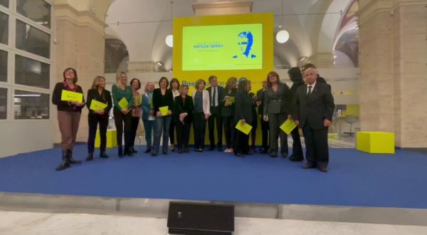 Poste, a 17 giornaliste il premio speciale Matilde Serao