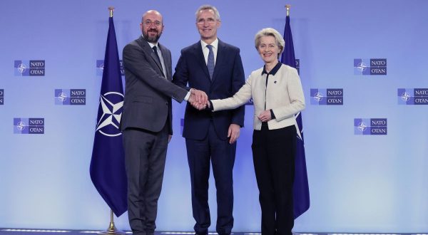 Firmata la terza dichiarazione congiunta Nato-Ue