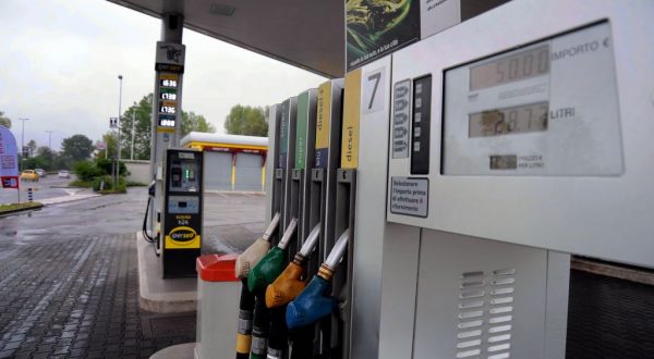 Carburanti, dal Cdm via libera al decreto sulla trasparenza dei prezzi