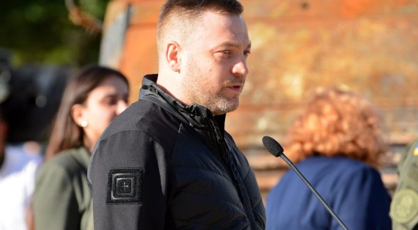 Cade elicottero in Ucraina, 16 morti tra cui il ministro dell’Interno