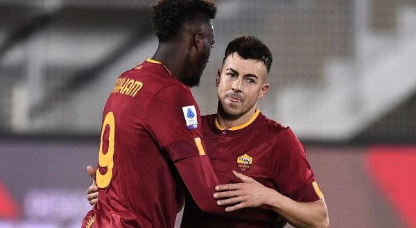 Roma corsara con El Shaarawy e Abraham, battuto 2-0 lo Spezia