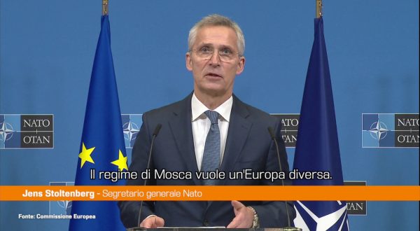 Ue, Stoltenberg “Difesa comune è complementare con la Nato”