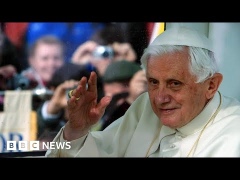 Former Pope Benedict XVI lying in state at Vatican begins – BBC News