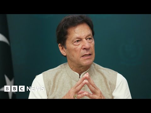 Pakistan’s former PM Imran Khan warns of country economic collapse – BBC News