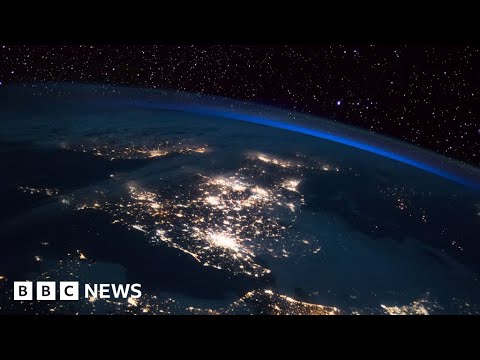 Huge loss of stars visible in night sky due to light pollution say scientists – BBC News