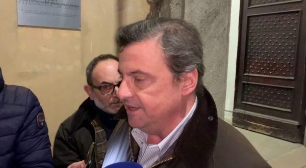 Scuola, Calenda “Pagare meglio i docenti nelle aree più difficili”