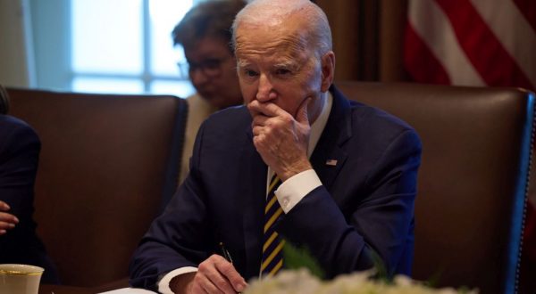 Ucraina, visita a sorpresa di Joe Biden a Kiev