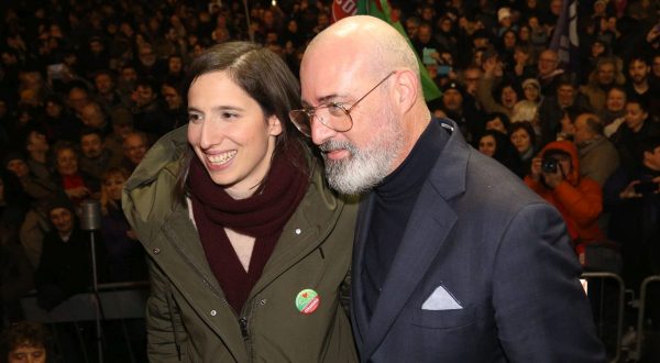 Pd, Bonaccini e Schlein si sfideranno alle primarie