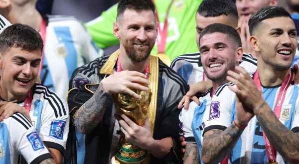 Ai Fifa Awards è festa Argentina, Messi miglior giocatore 2022