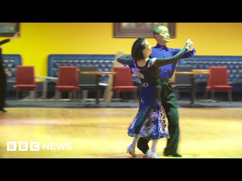 Why ballroom dancing thrives in Asian communities – BBC News