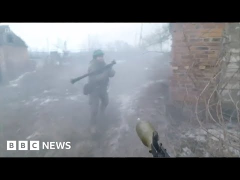 Ukraine frontline: street fighting as Russian troops attack Bakhmut – BBC News