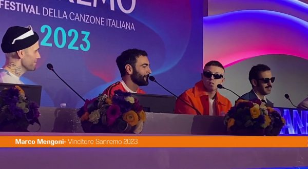 Sanremo, Mengoni “Dedico la vittoria a mia madre”