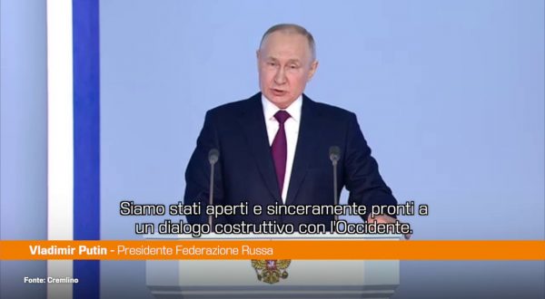 Putin “Occidente ipocrita, la Nato è arrivata ai nostri confini”